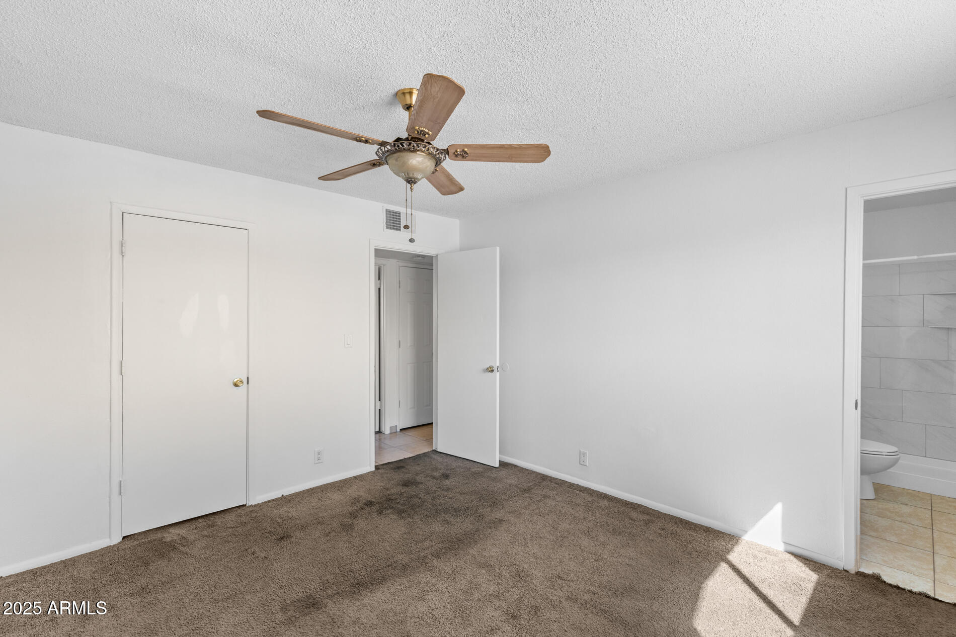 2230 E CHIPMAN Road, Phoenix