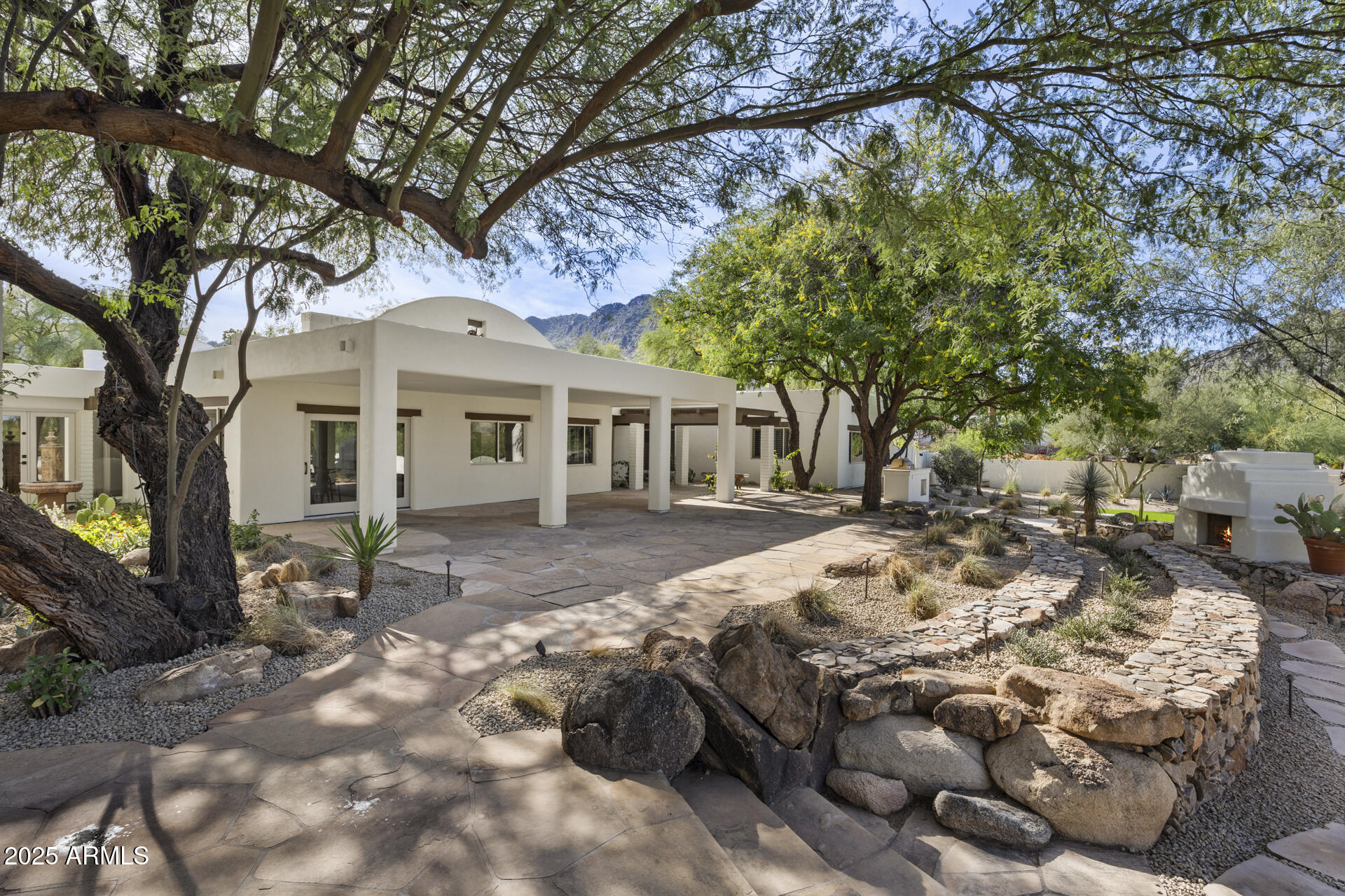 4646 E SHADOW ROCK Road