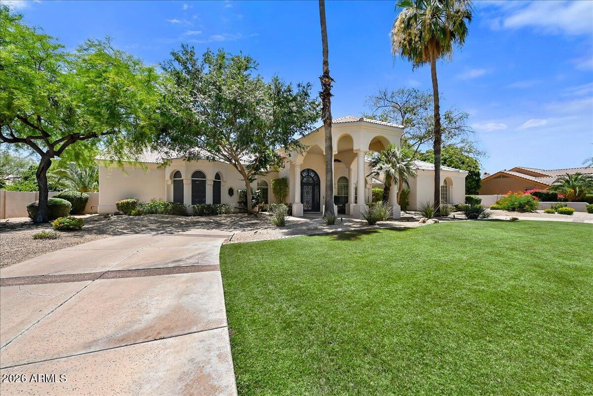 8669 E DAVENPORT Drive
