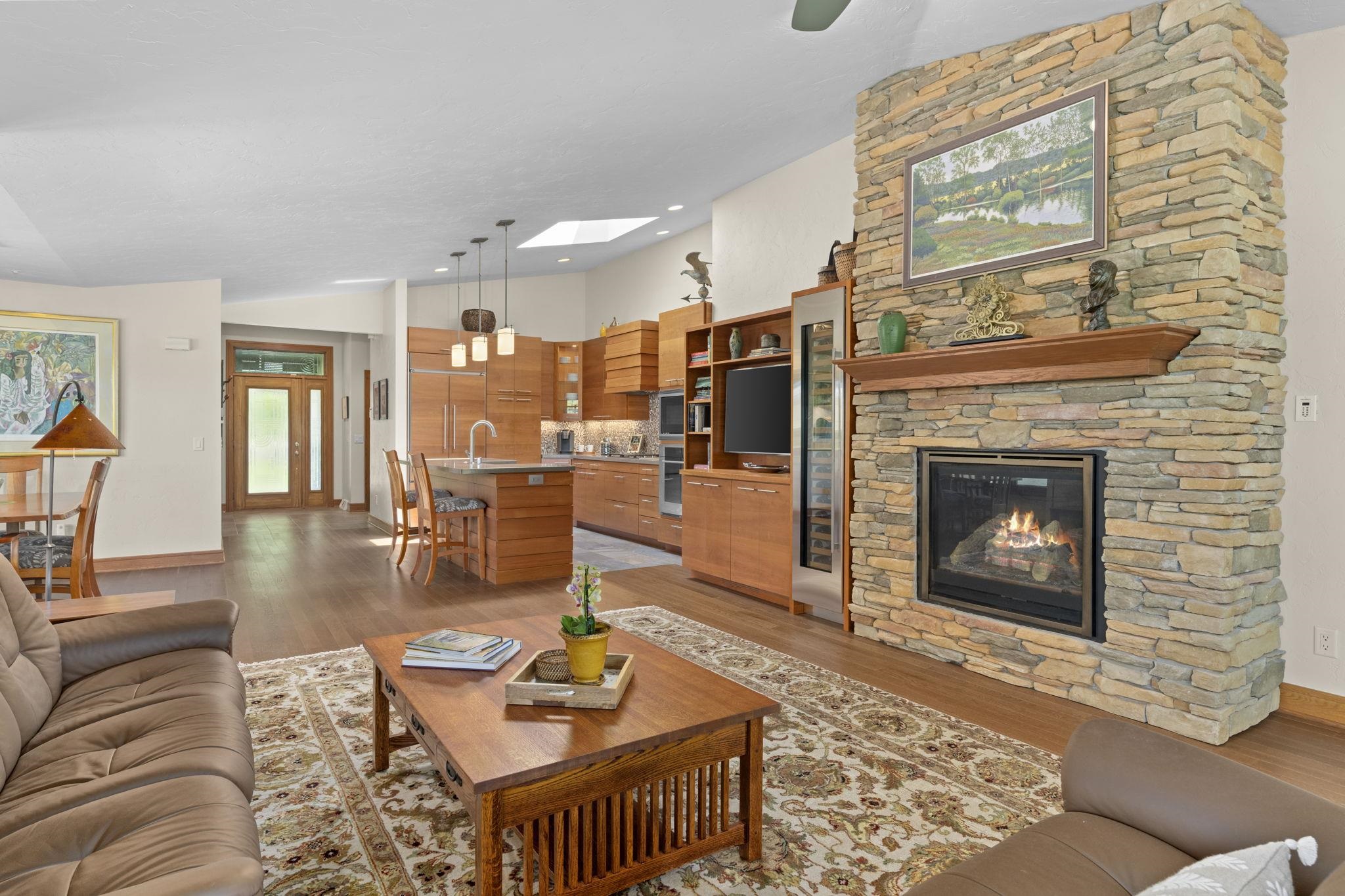 108 Aspen Glen Drive