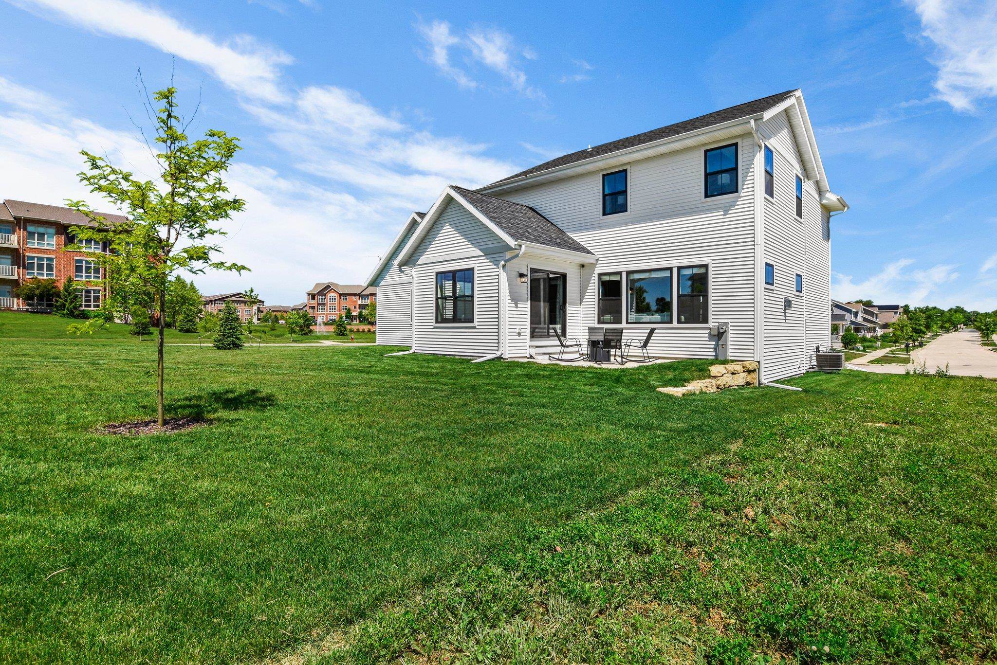 9437 Cobalt Street