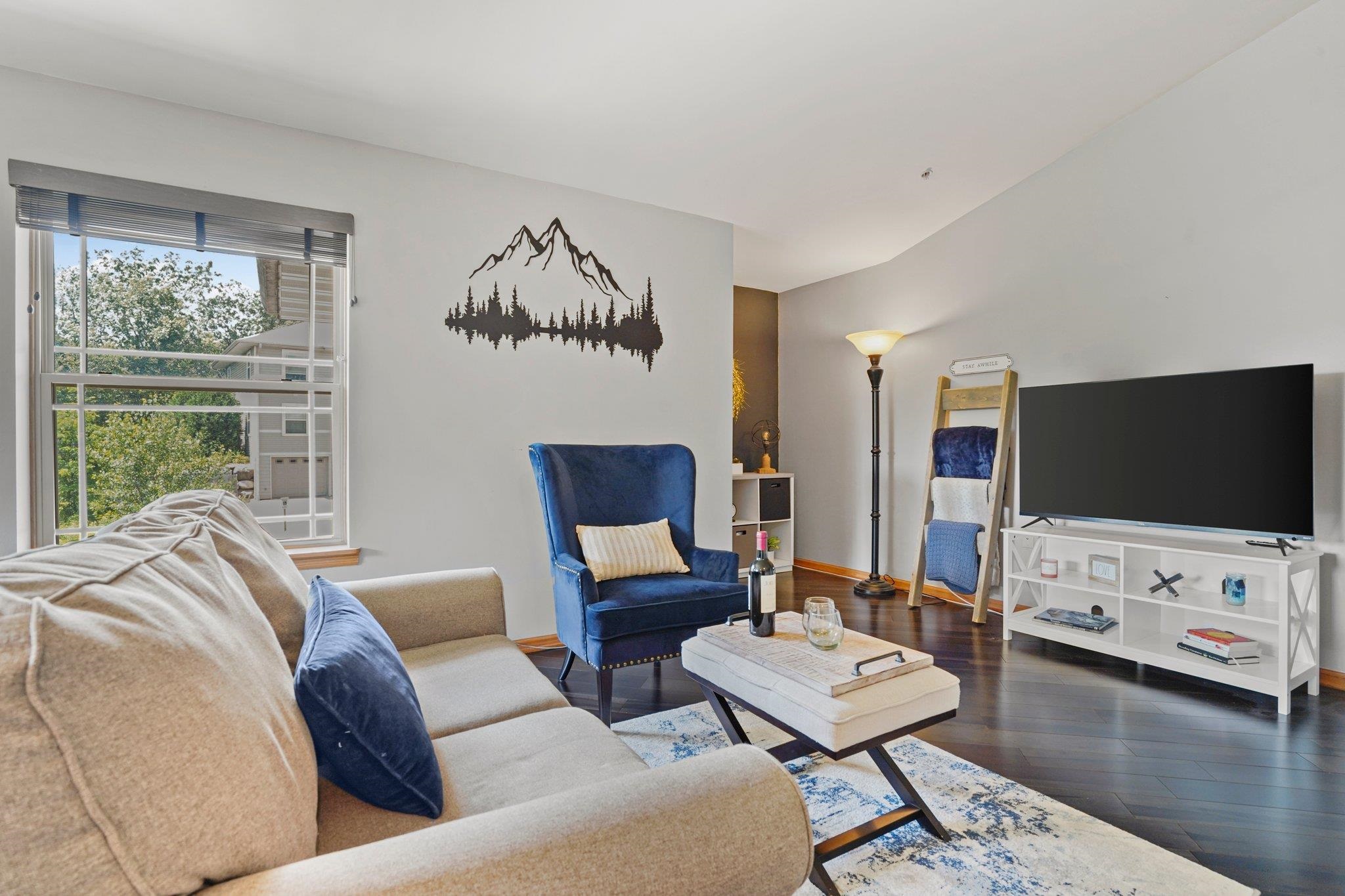 2832 Pleasant View Road 202