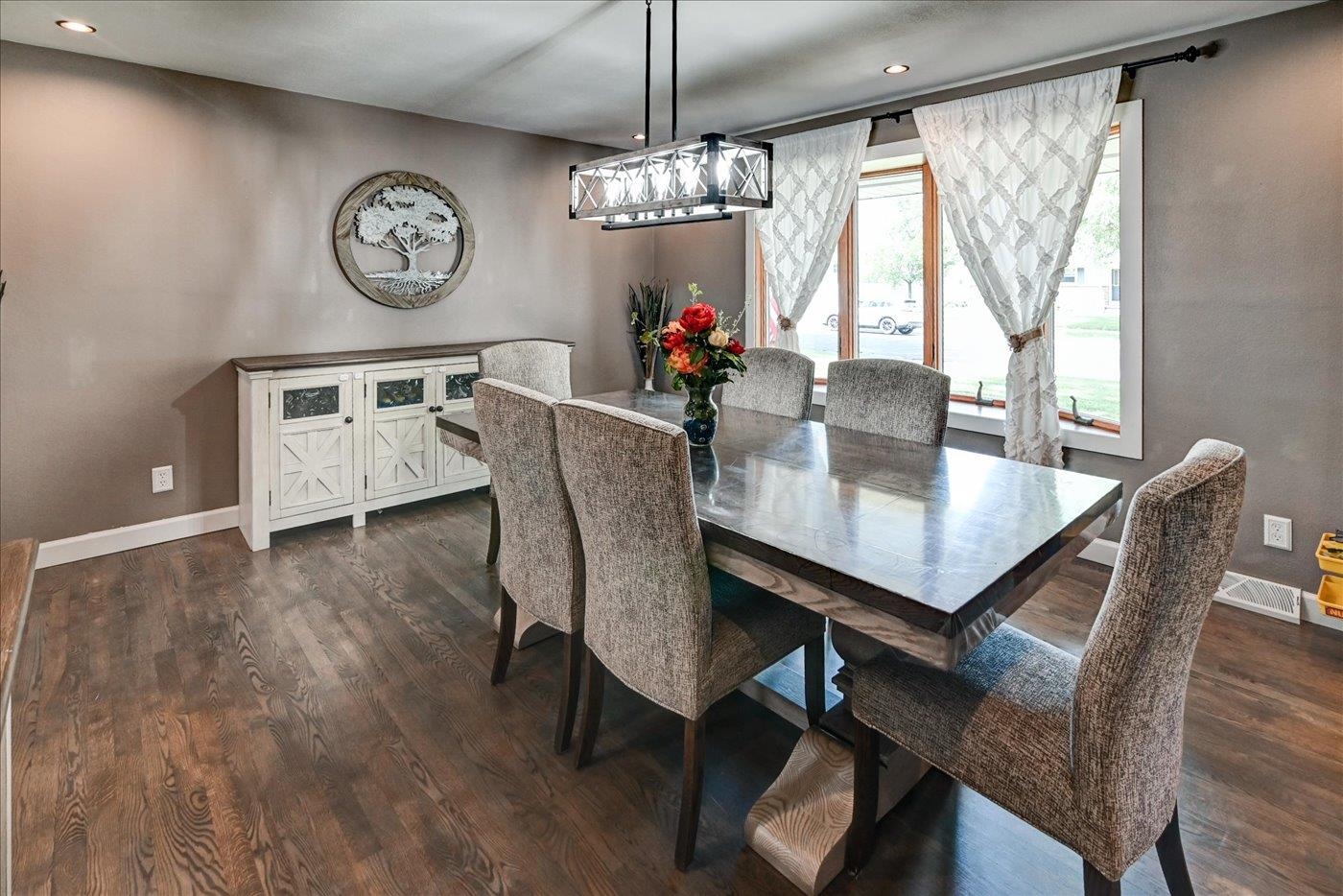 209 Bentwood Drive