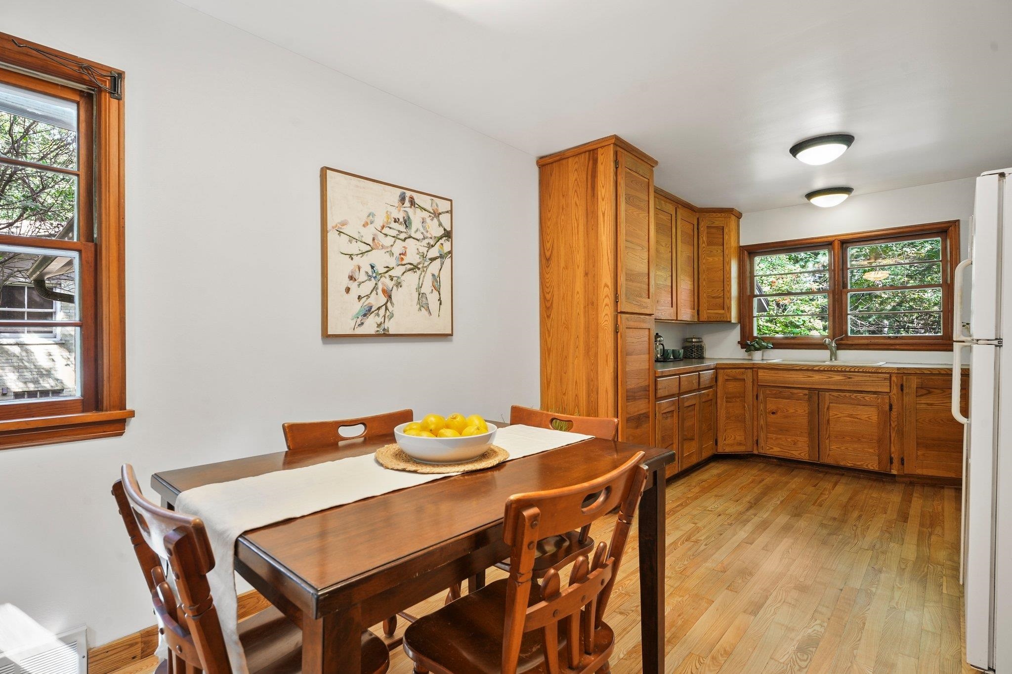 2538 Marshall Parkway