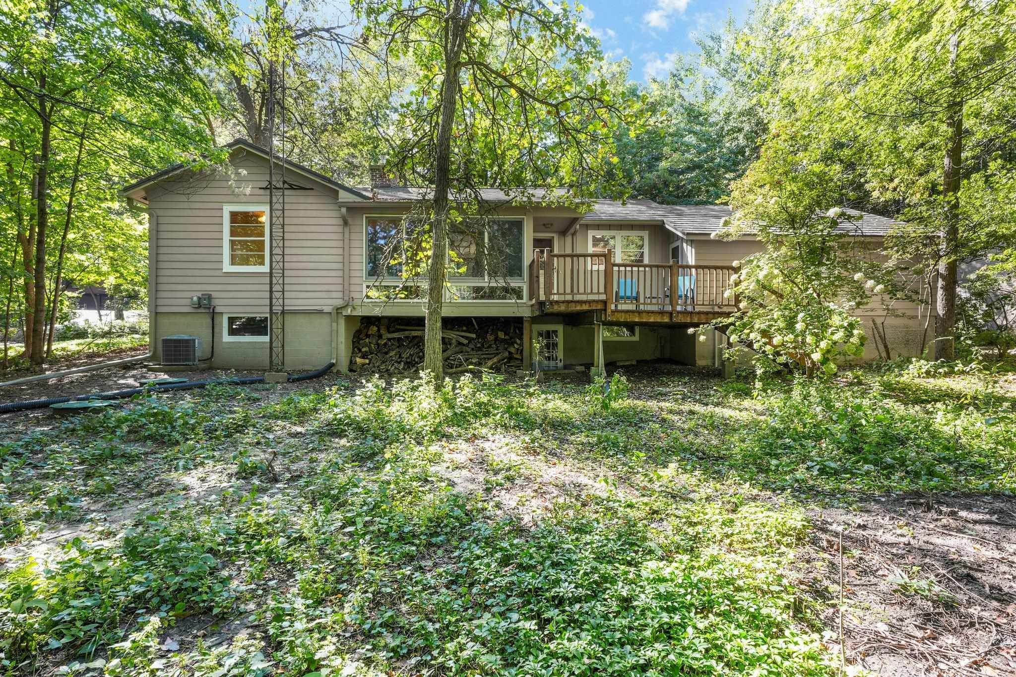 2538 Marshall Parkway