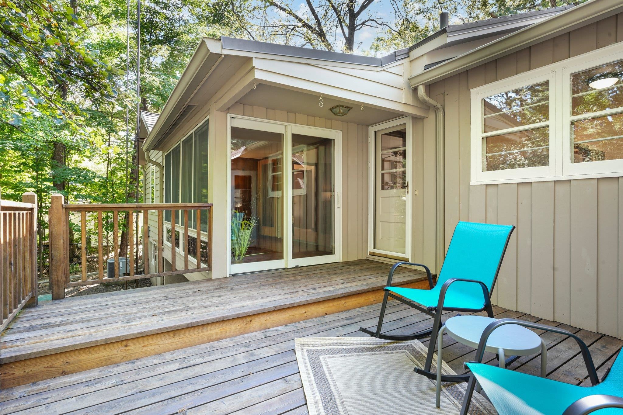2538 Marshall Parkway