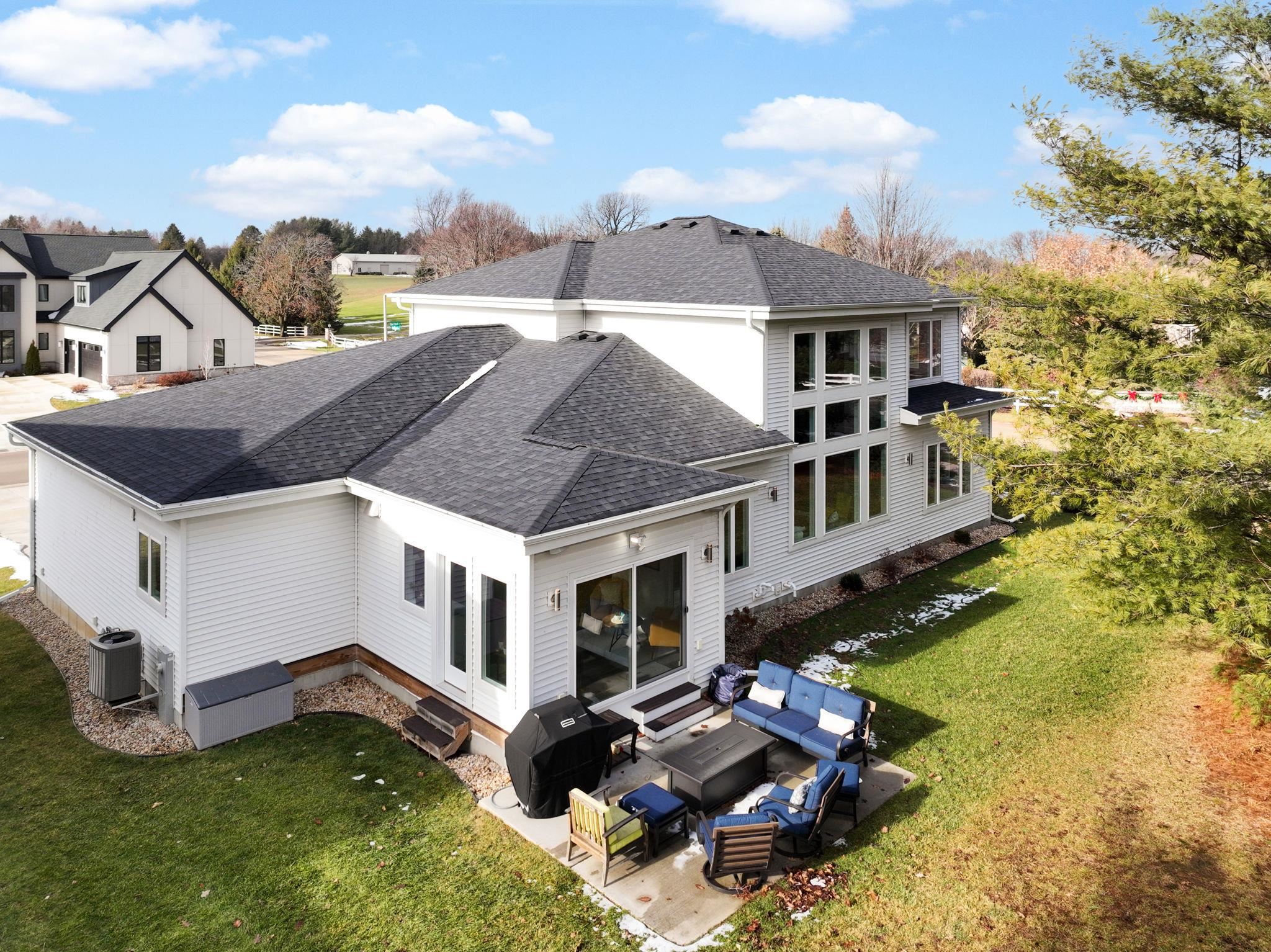 1119 Red Rock Lane