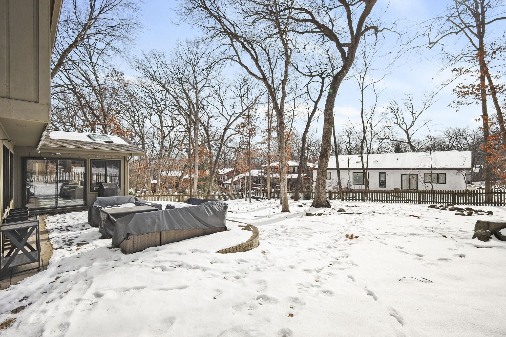 5837 Woods Edge Road