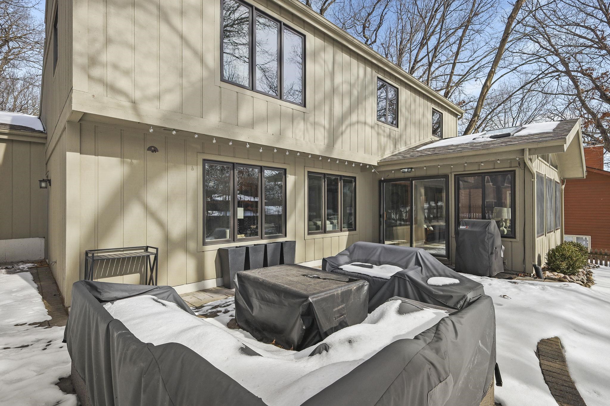 5837 Woods Edge Road