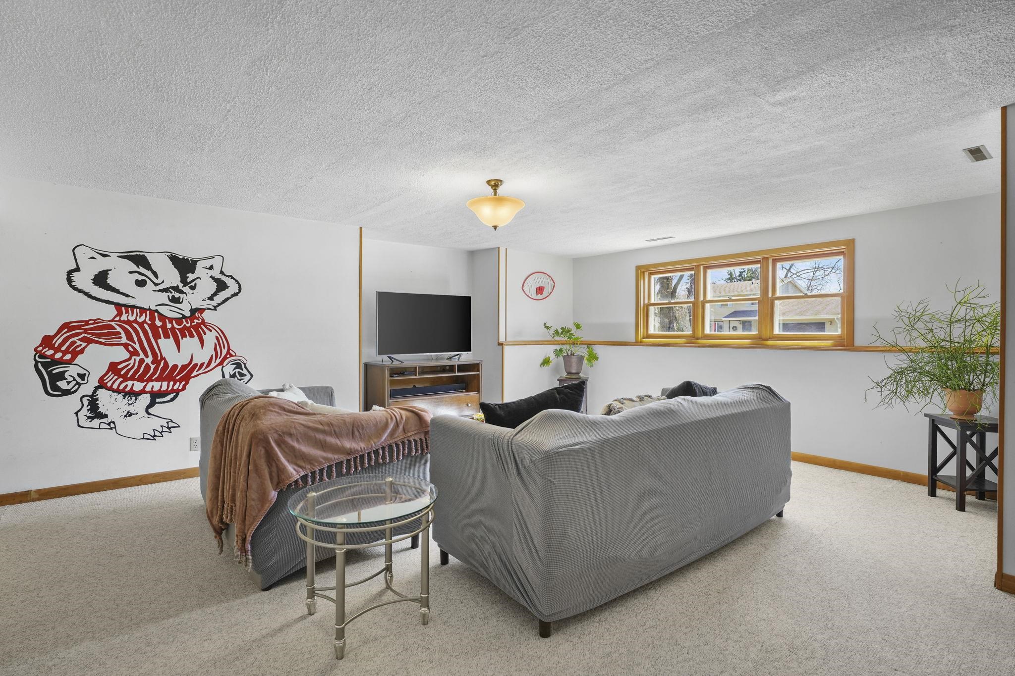 718 Mellum Drive