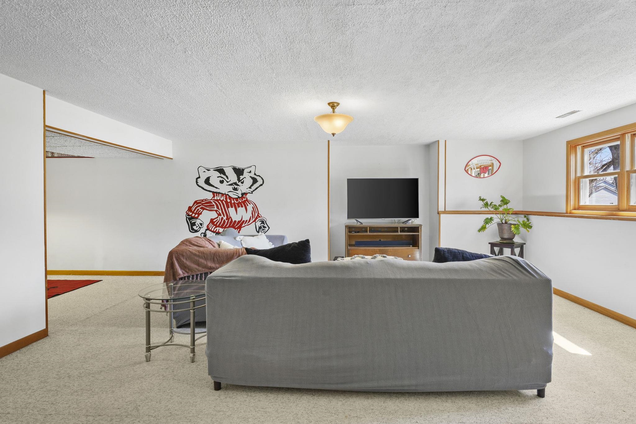 718 Mellum Drive