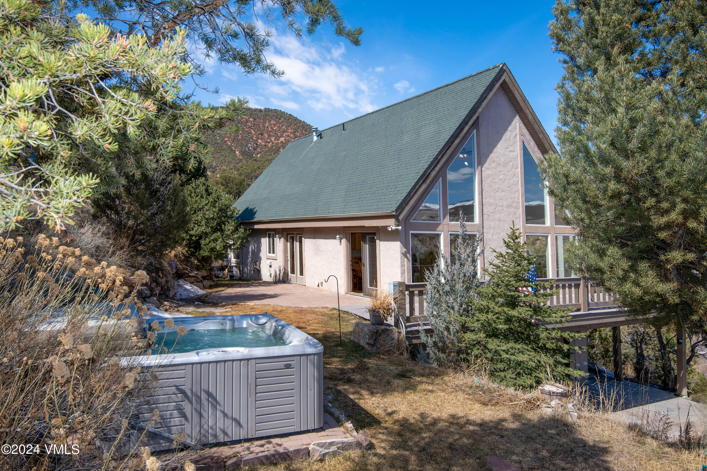 302 Strohm Circle