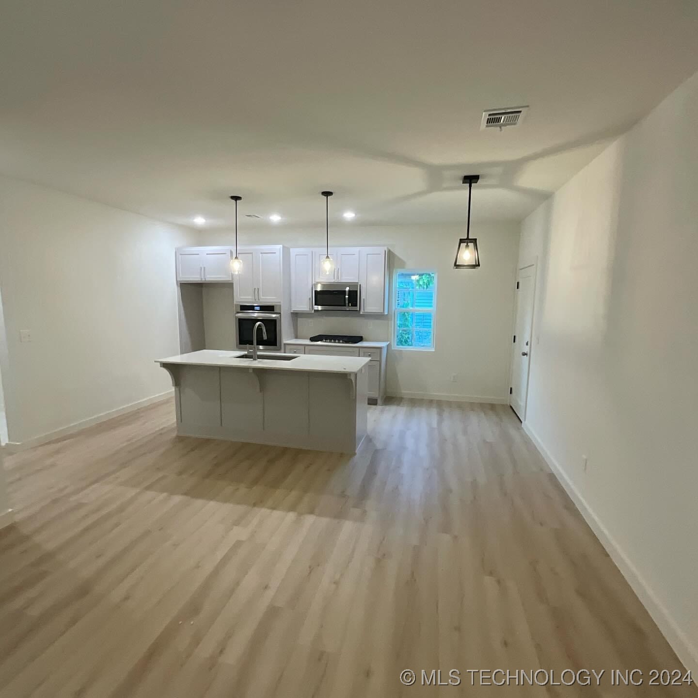 112 N Yorktown Avenue