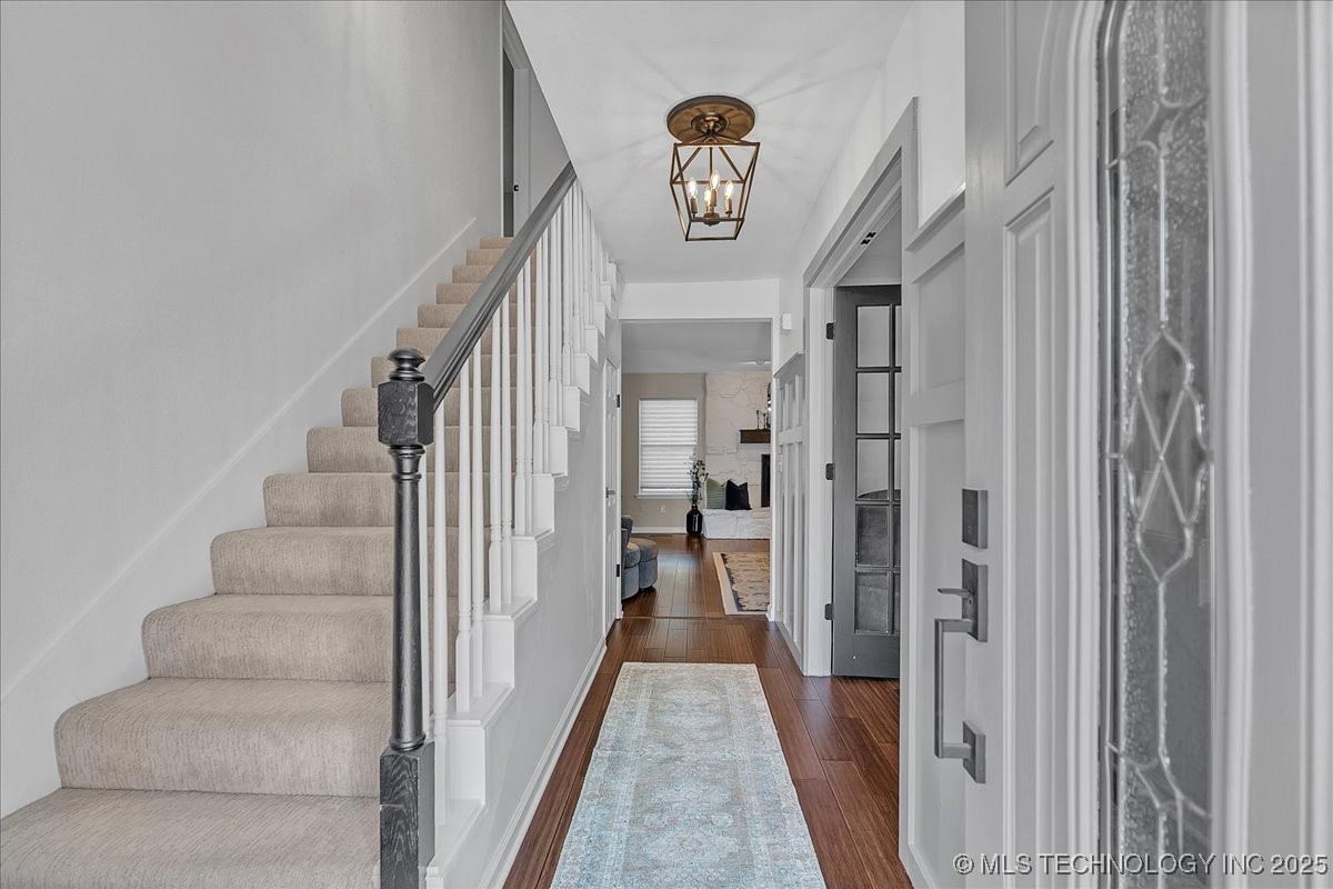 100 W Union Street