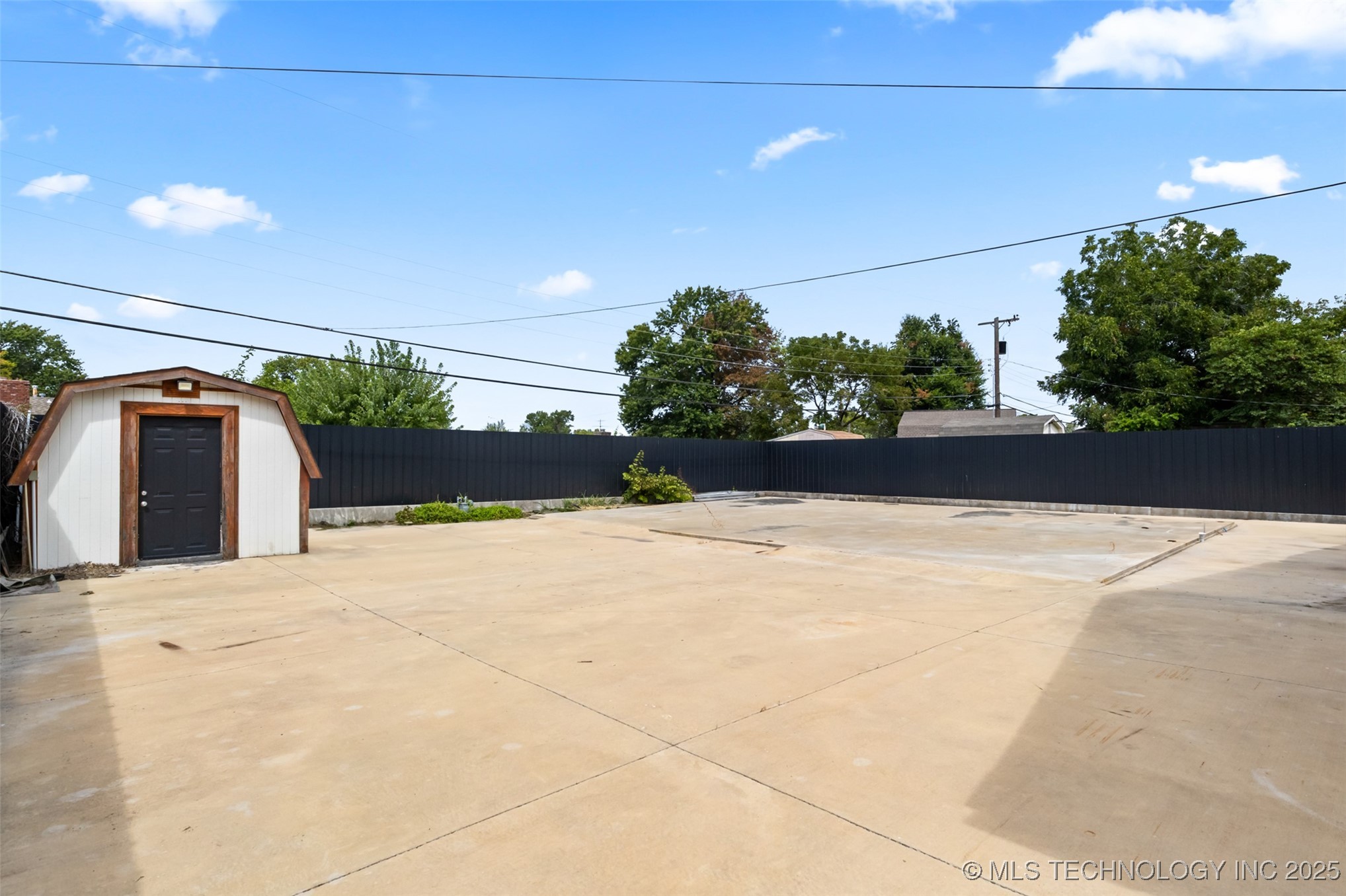 236 S 120th East Avenue