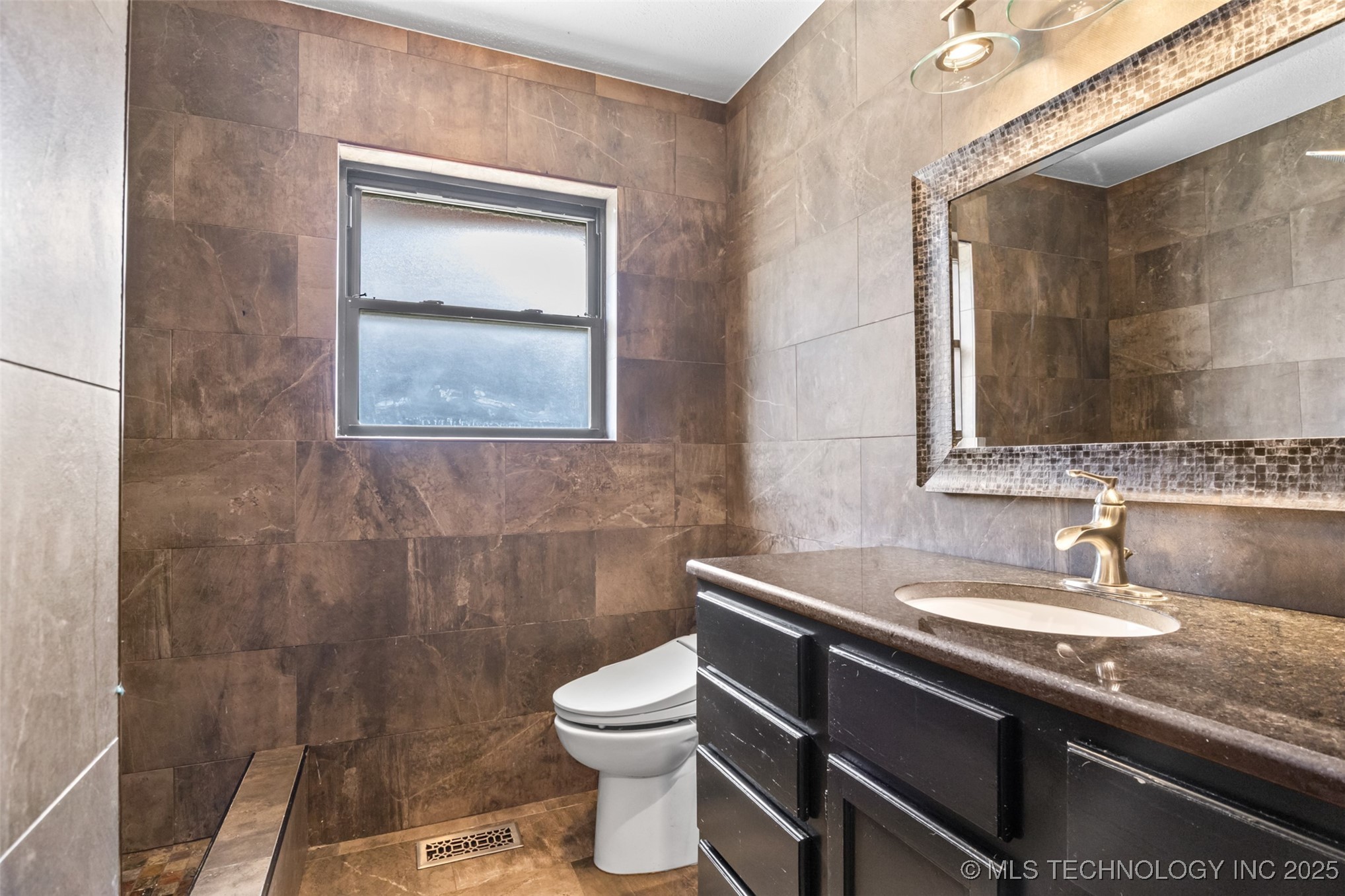 236 S 120th East Avenue