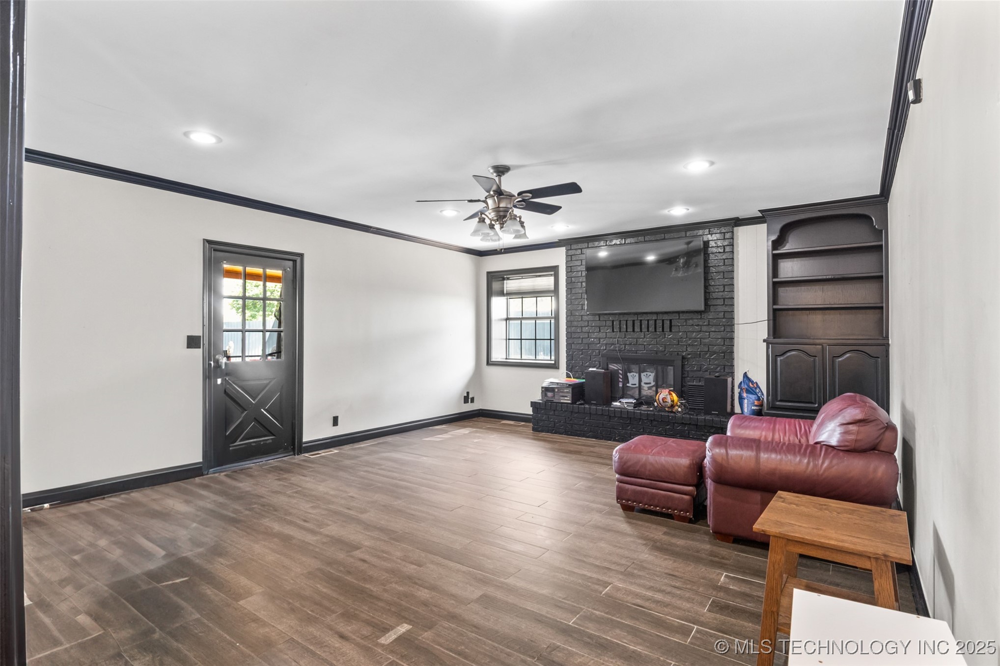 236 S 120th East Avenue