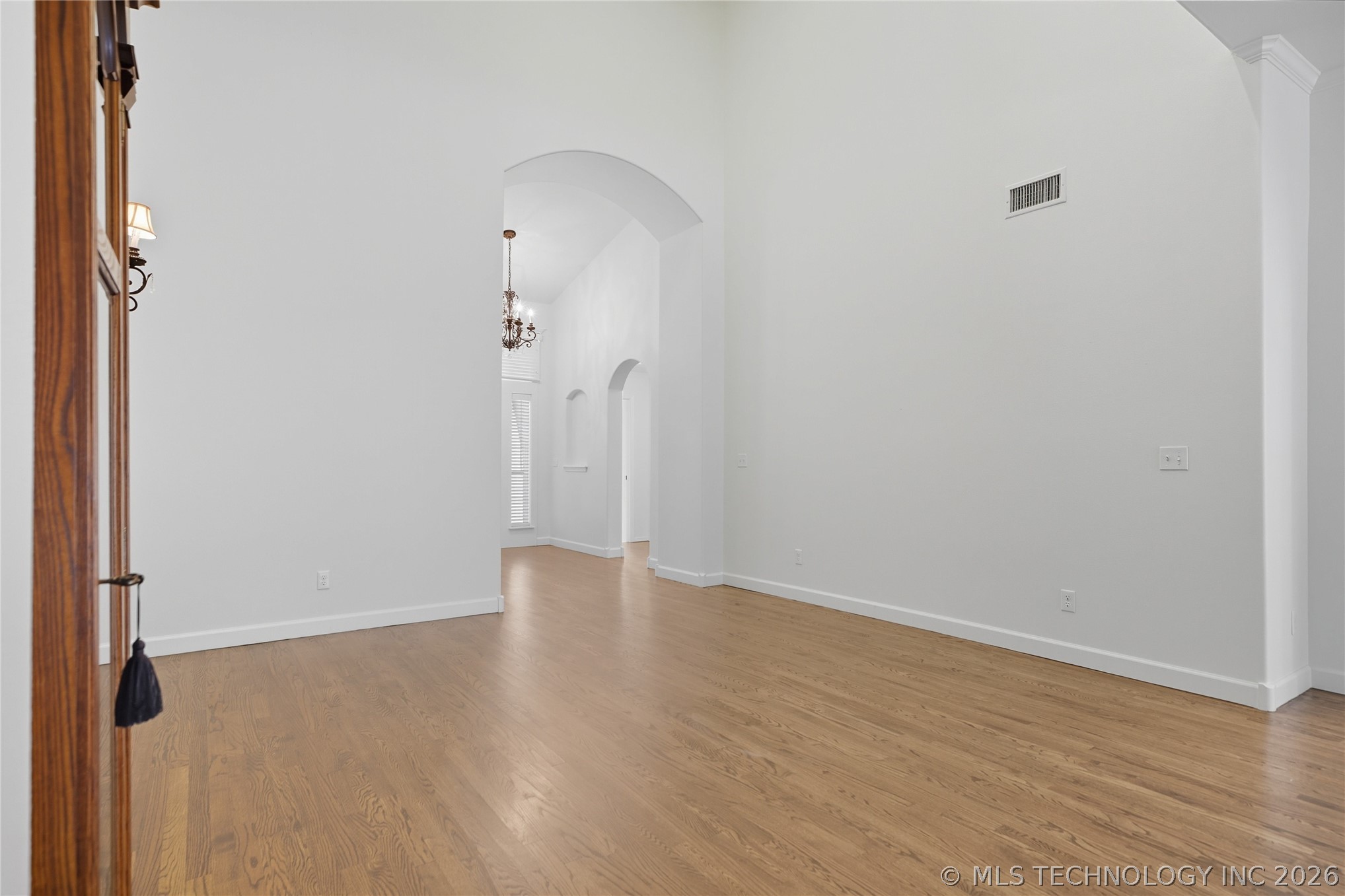 3703 S 13th Place