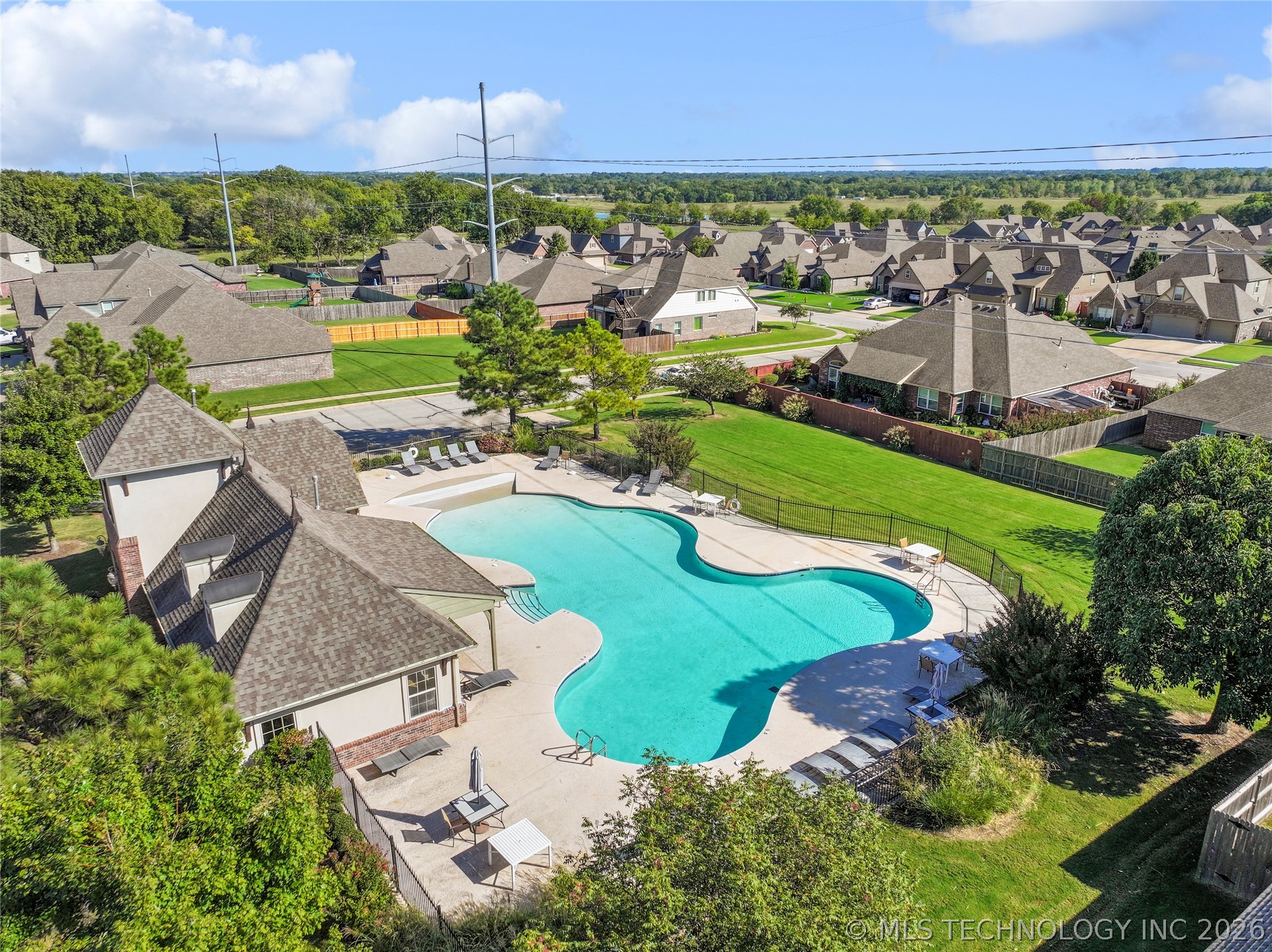 3703 S 13th Place