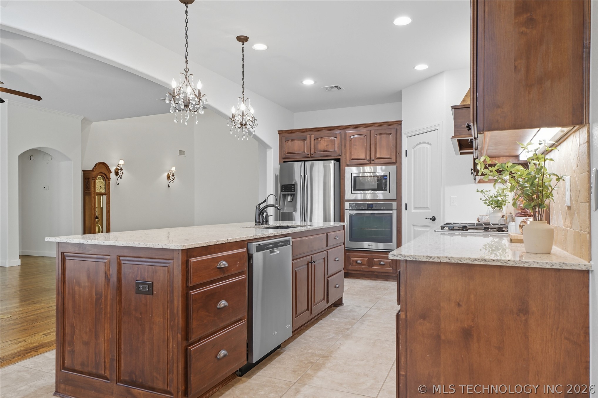 3703 S 13th Place