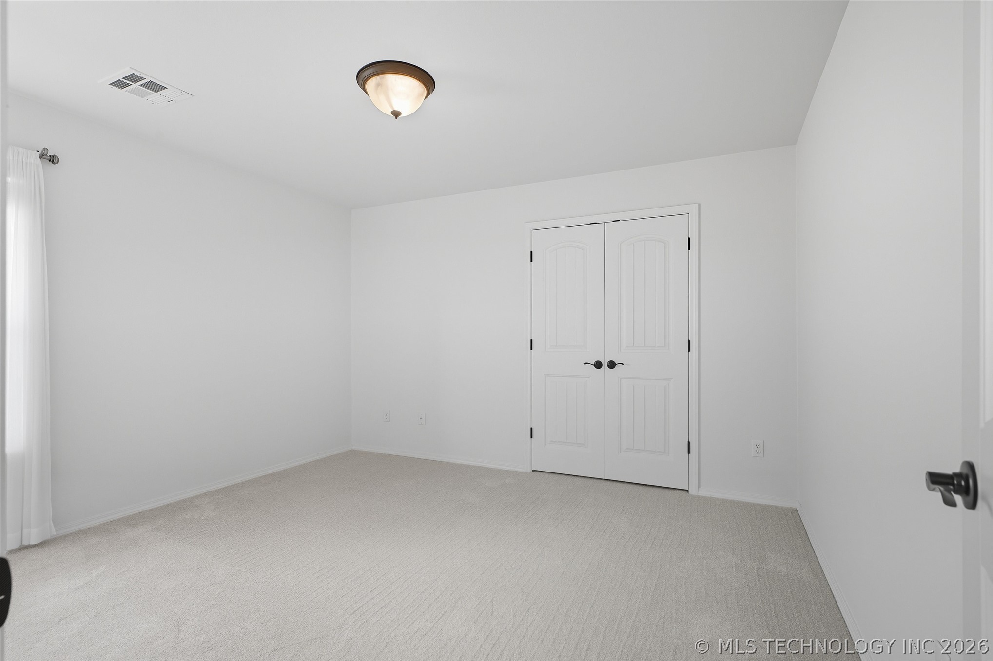 3703 S 13th Place