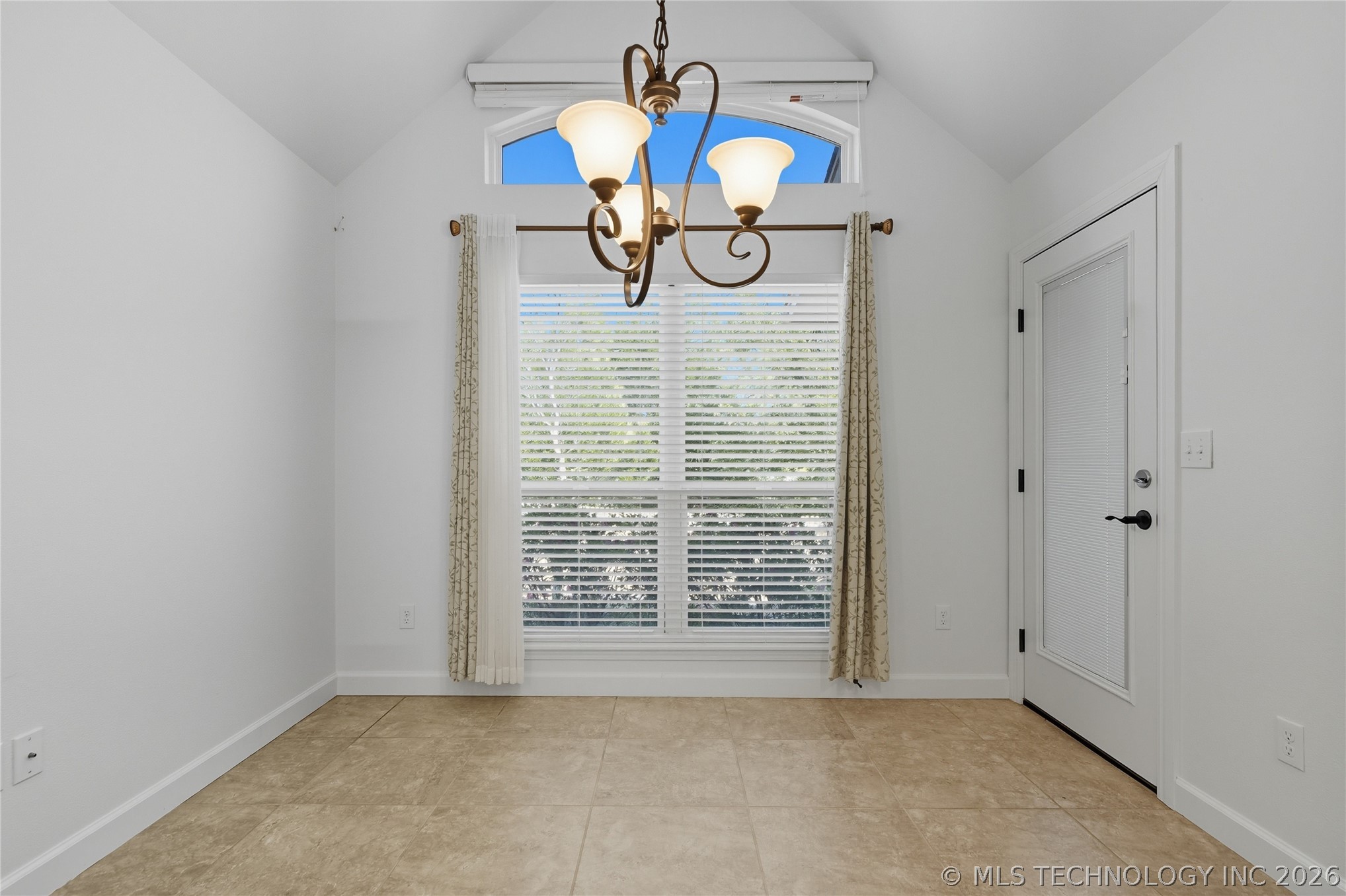 3703 S 13th Place