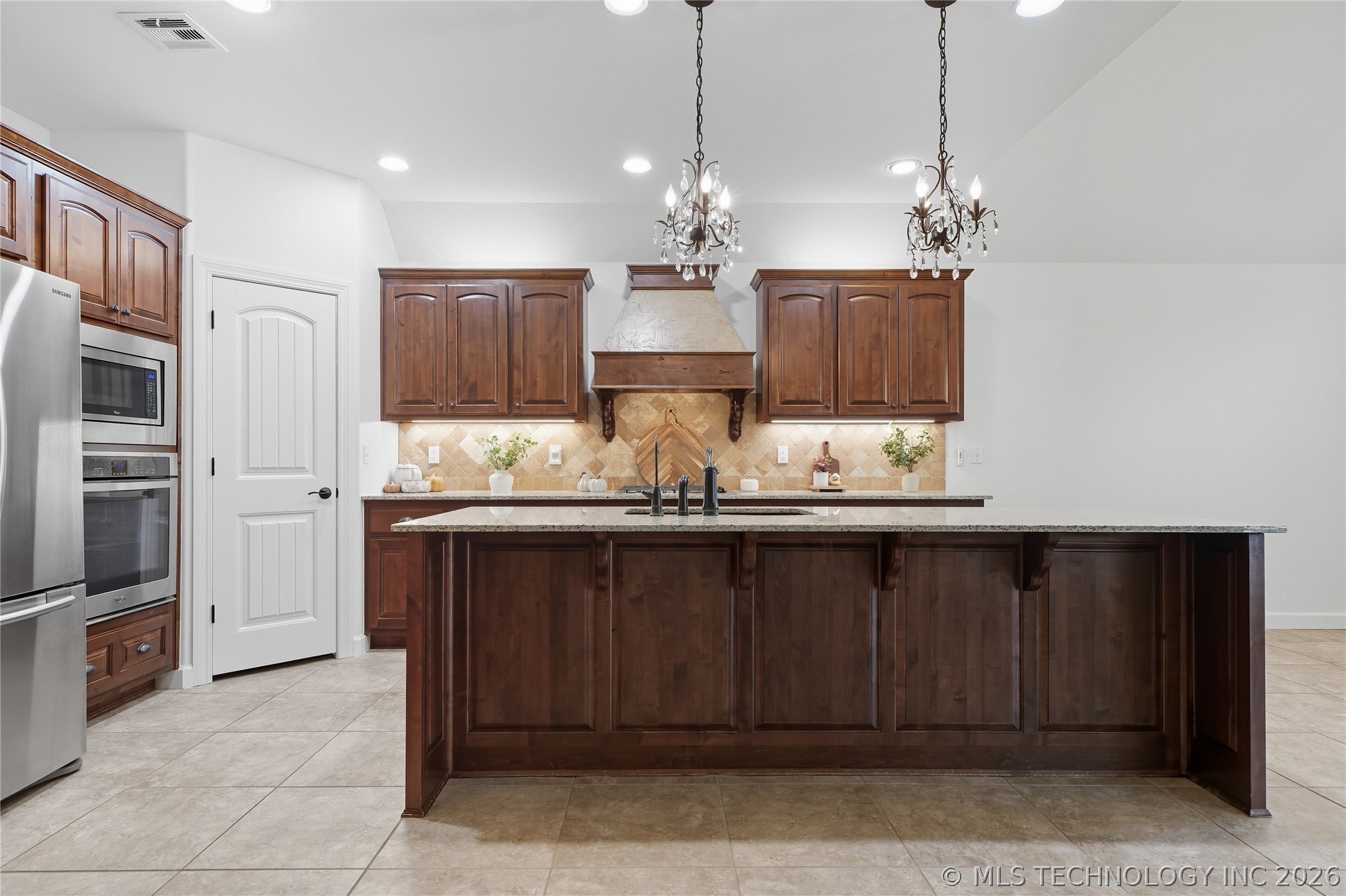 3703 S 13th Place