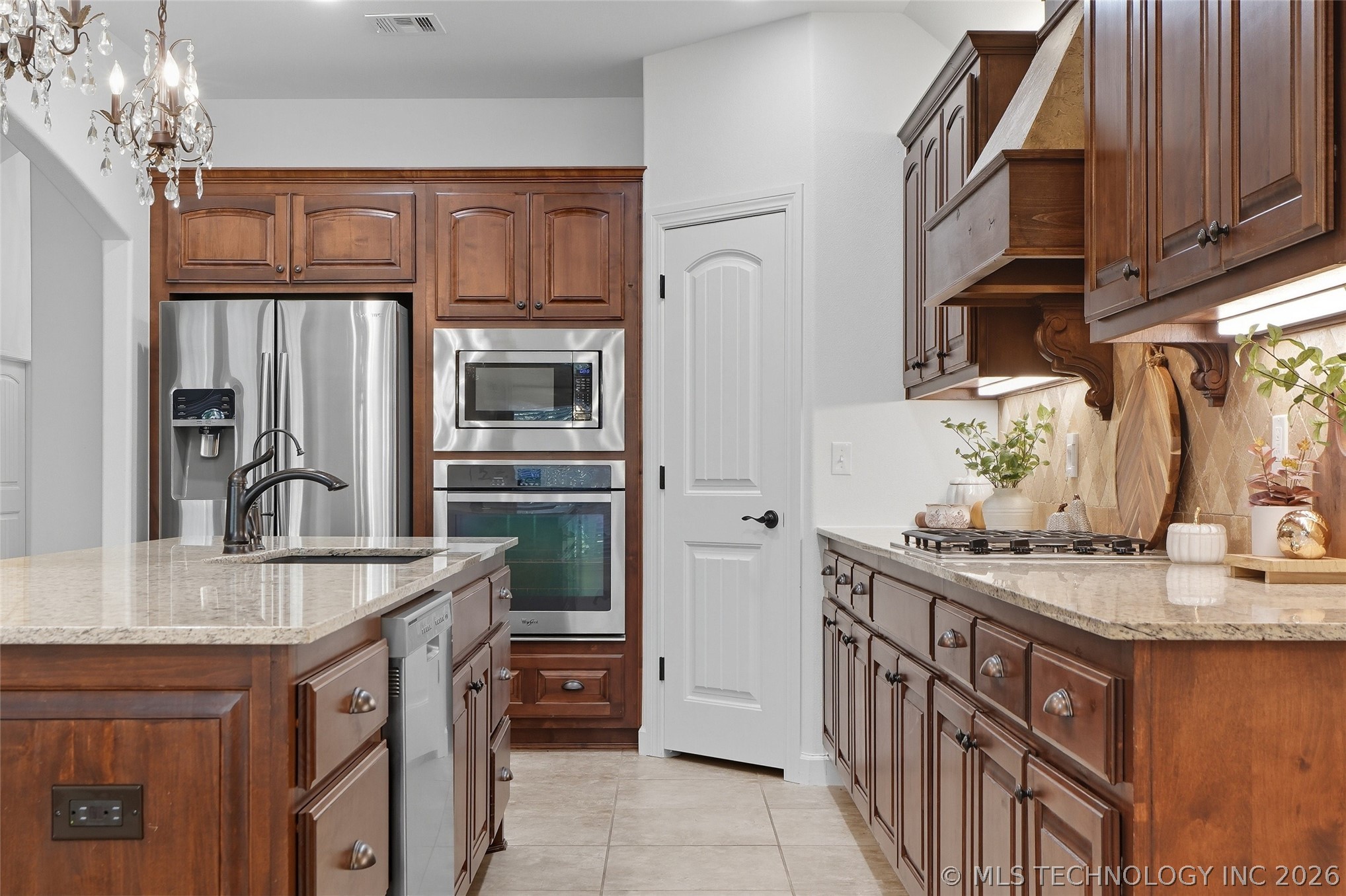 3703 S 13th Place