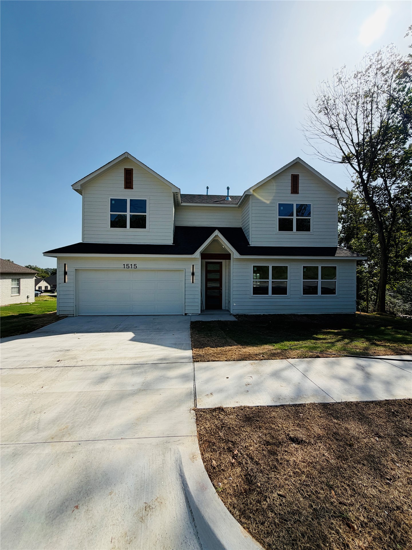 1515 N Waco Avenue