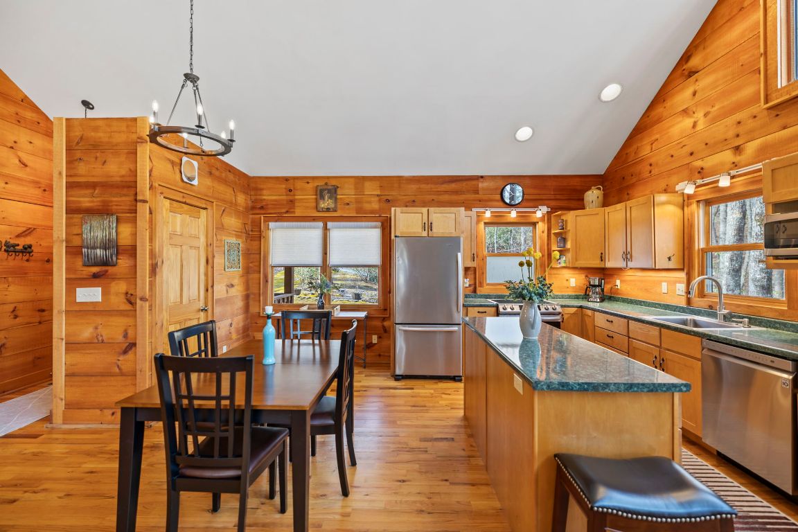 104 Jackson Avenue