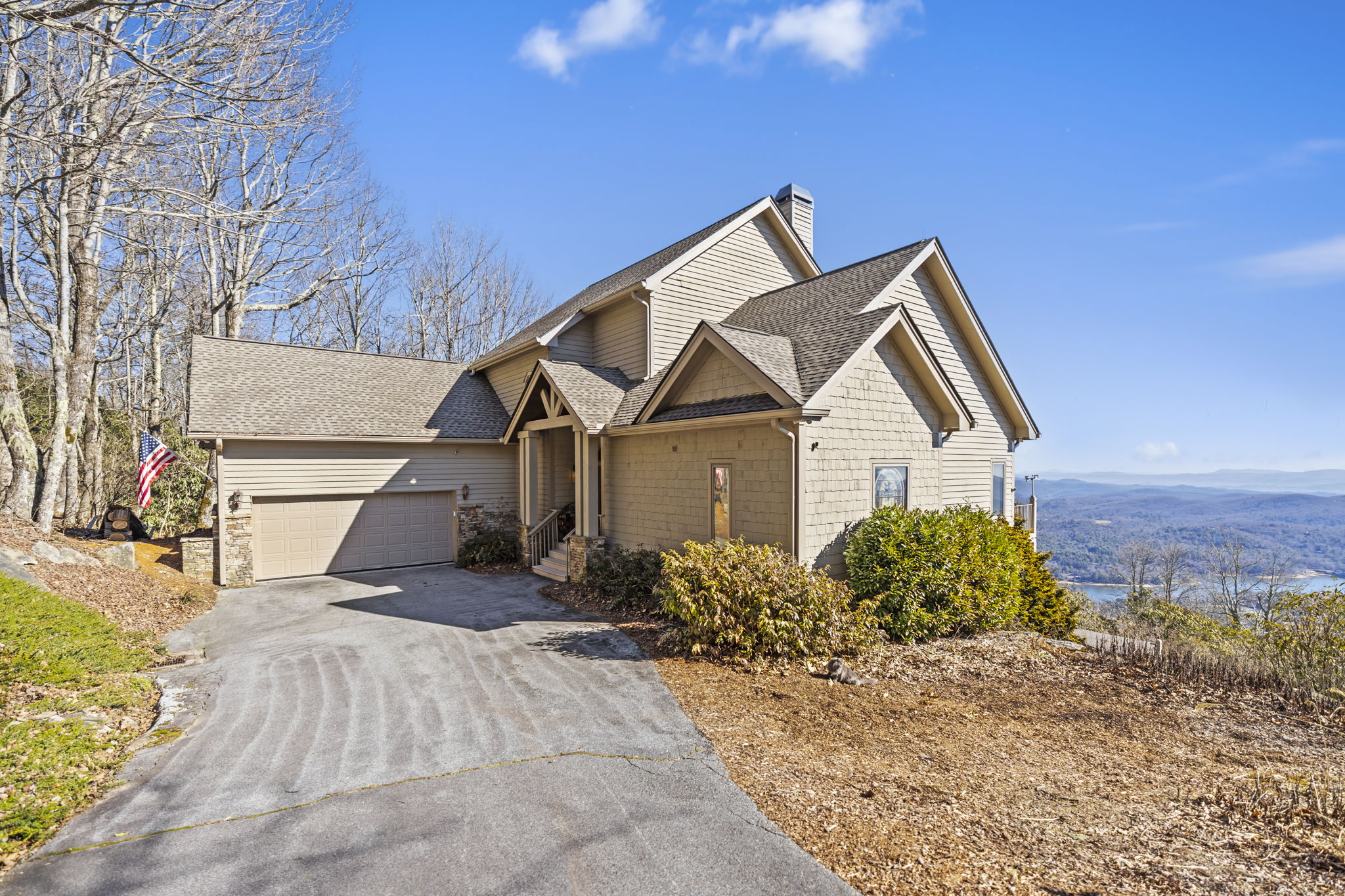 1482 Toxaway Drive