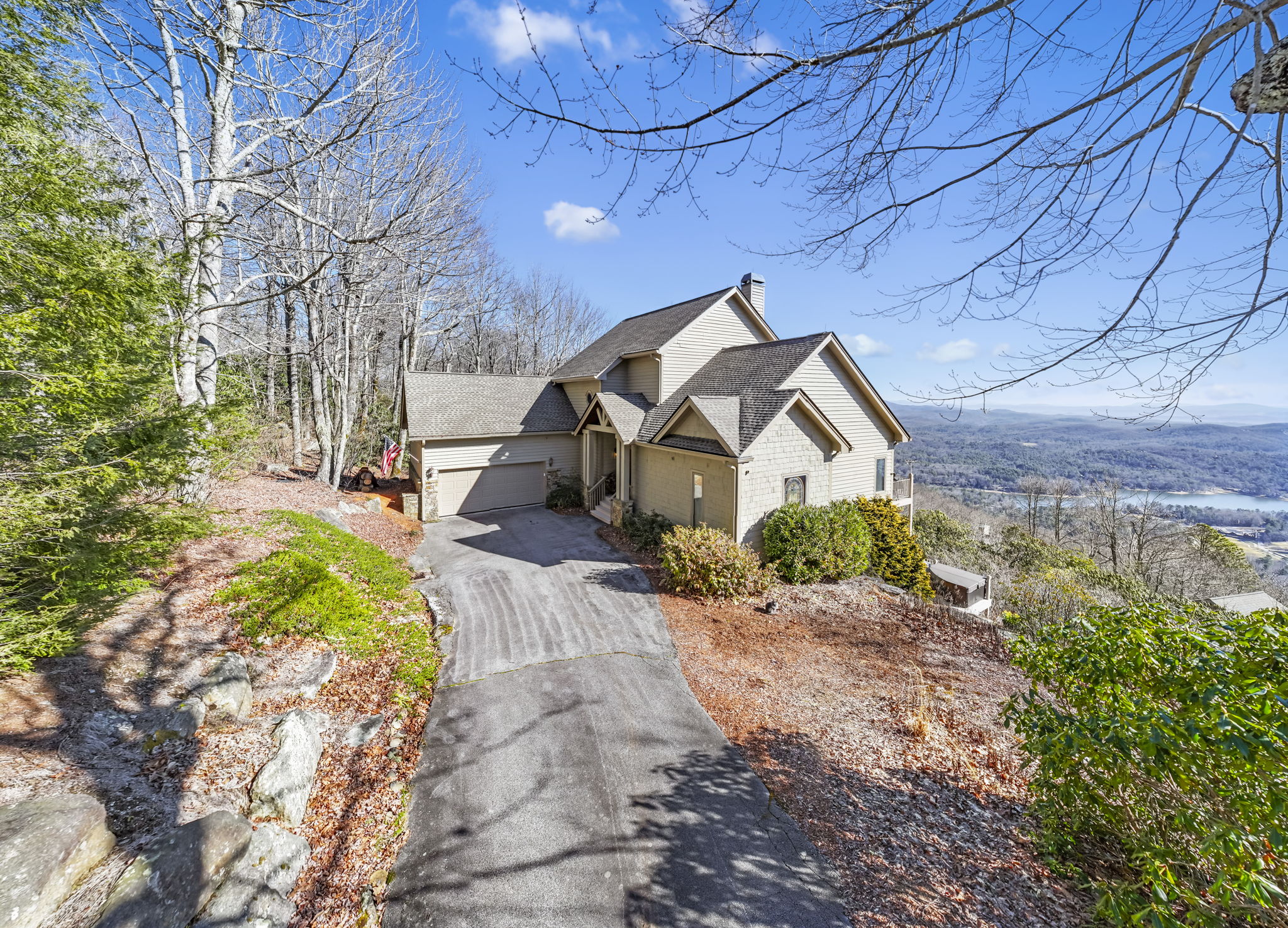 1482 Toxaway Drive