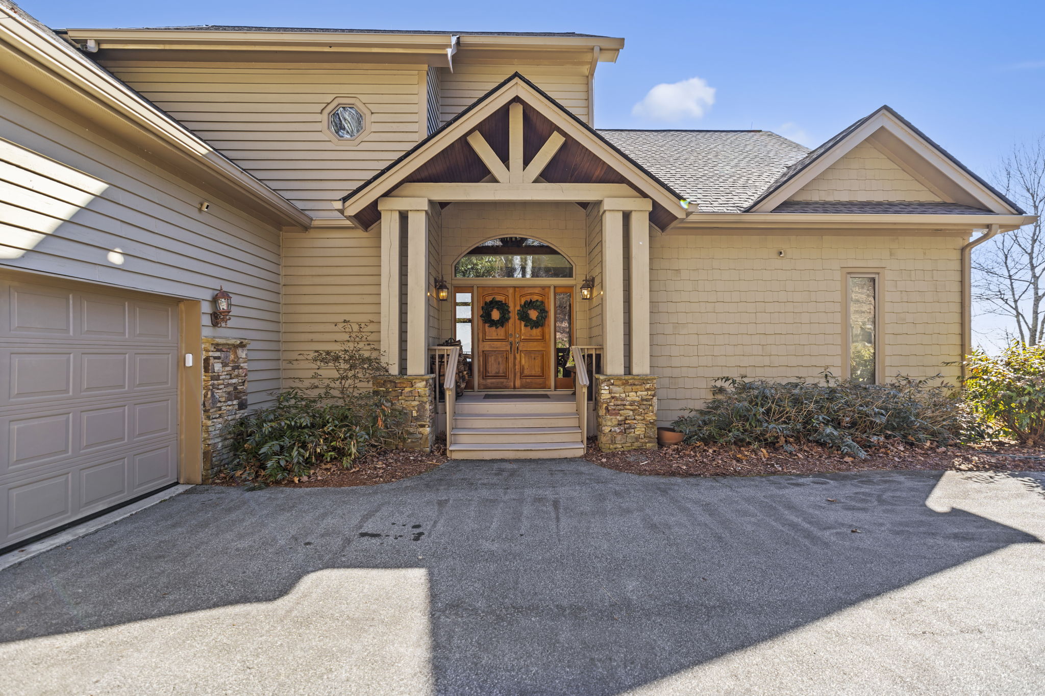 1482 Toxaway Drive