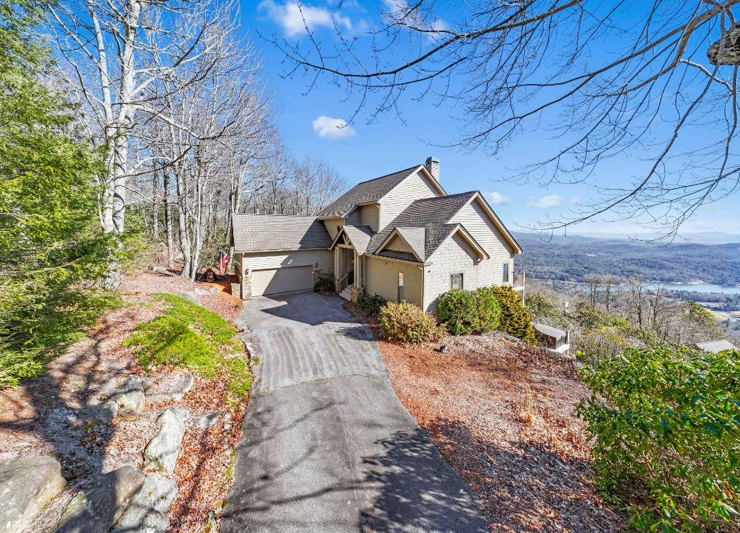 1482 Toxaway Drive