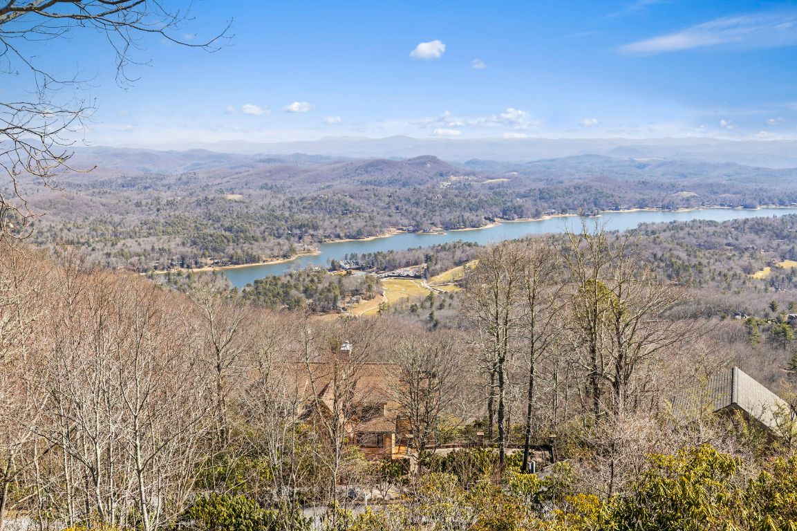 1482 Toxaway Drive