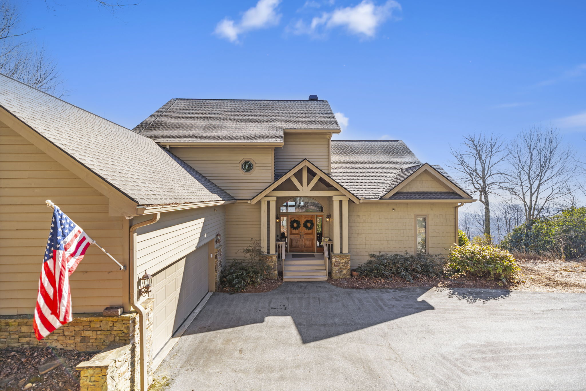 1482 Toxaway Drive