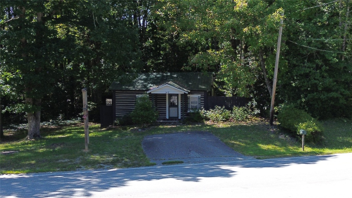 142 Whitewater Road