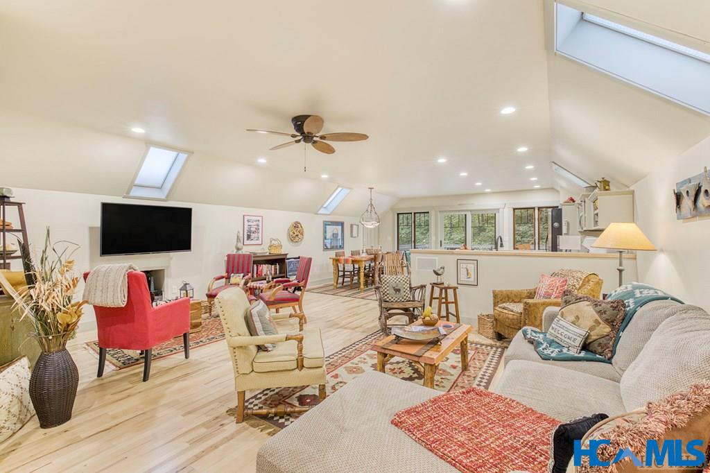 178 Whetstone Gap Road