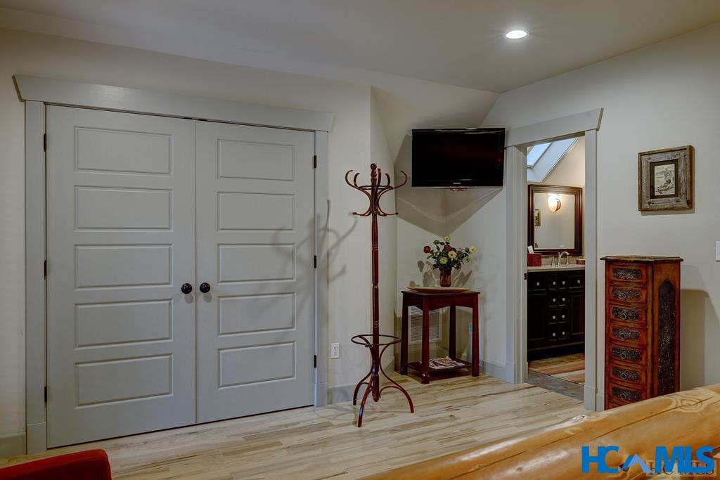 178 Whetstone Gap Road