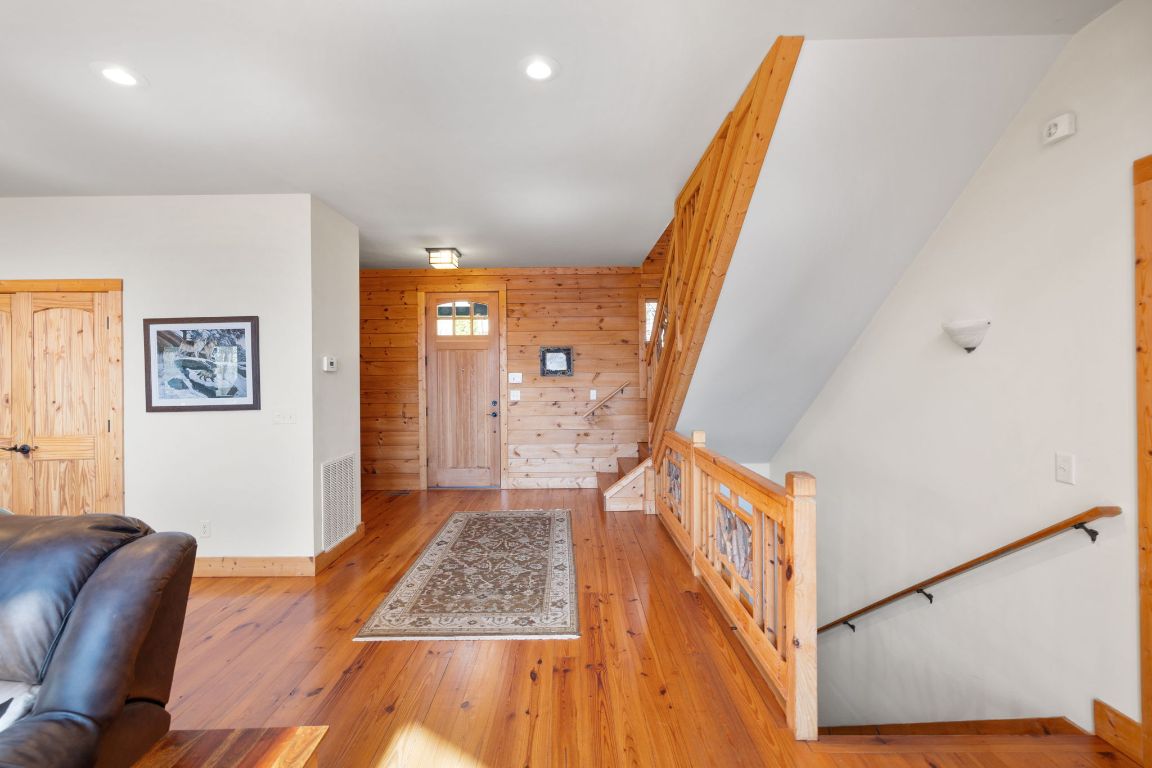 277 Kestrel Court