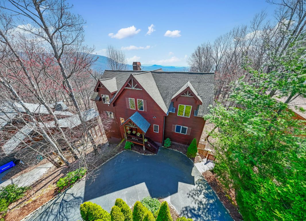 277 Kestrel Court