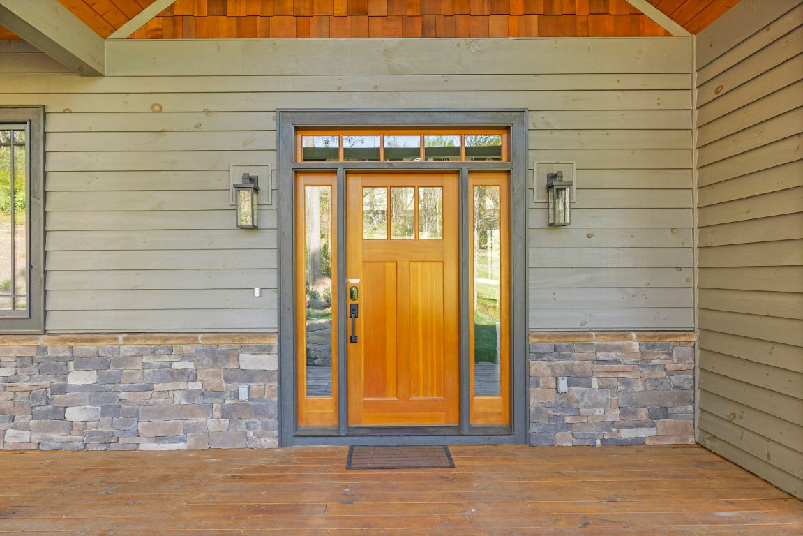 1048 Cherokee Trace