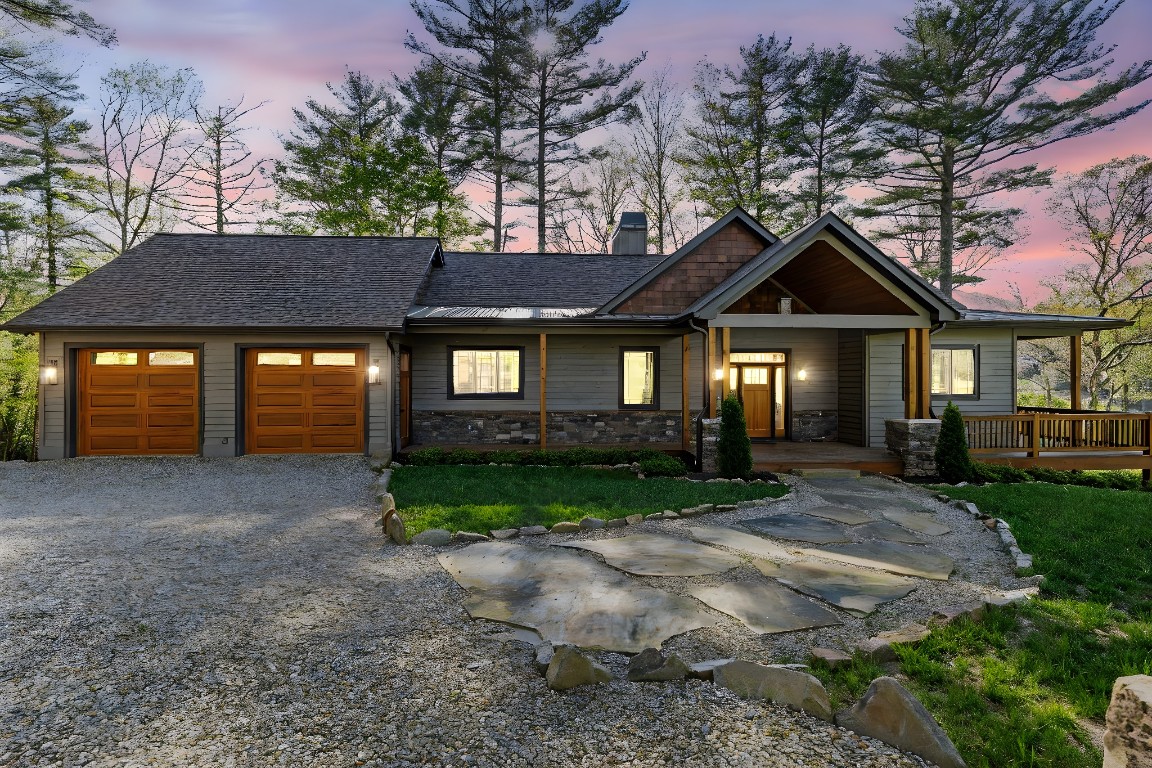 1048 Cherokee Trace