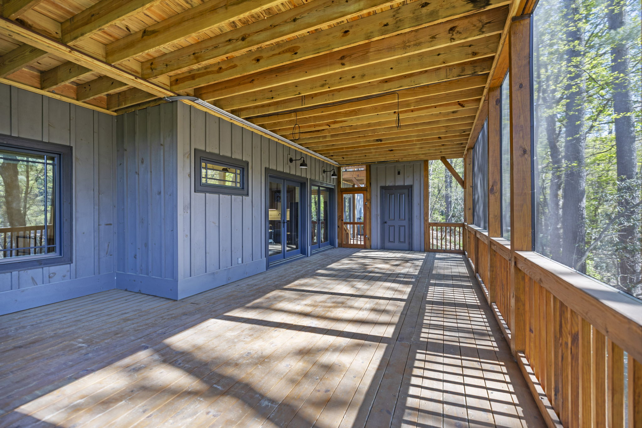 1048 Cherokee Trace