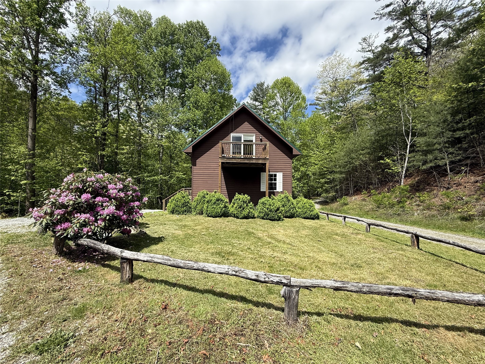 19 Winding Gap Lane