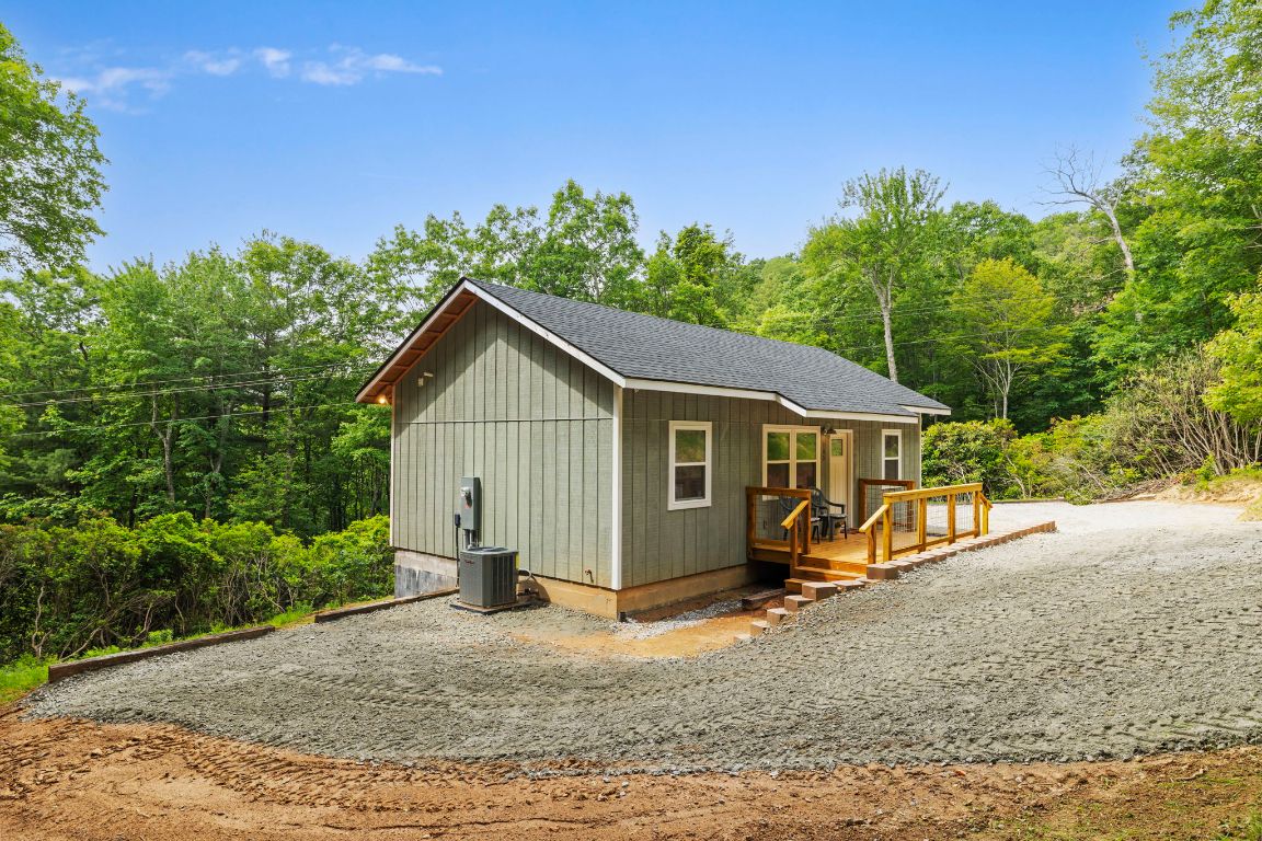 185 Little Elbow Mountain Road