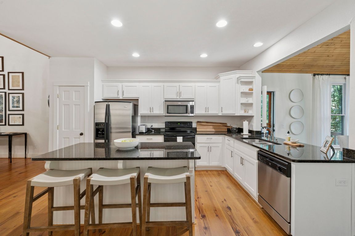 110 Sourwood Court