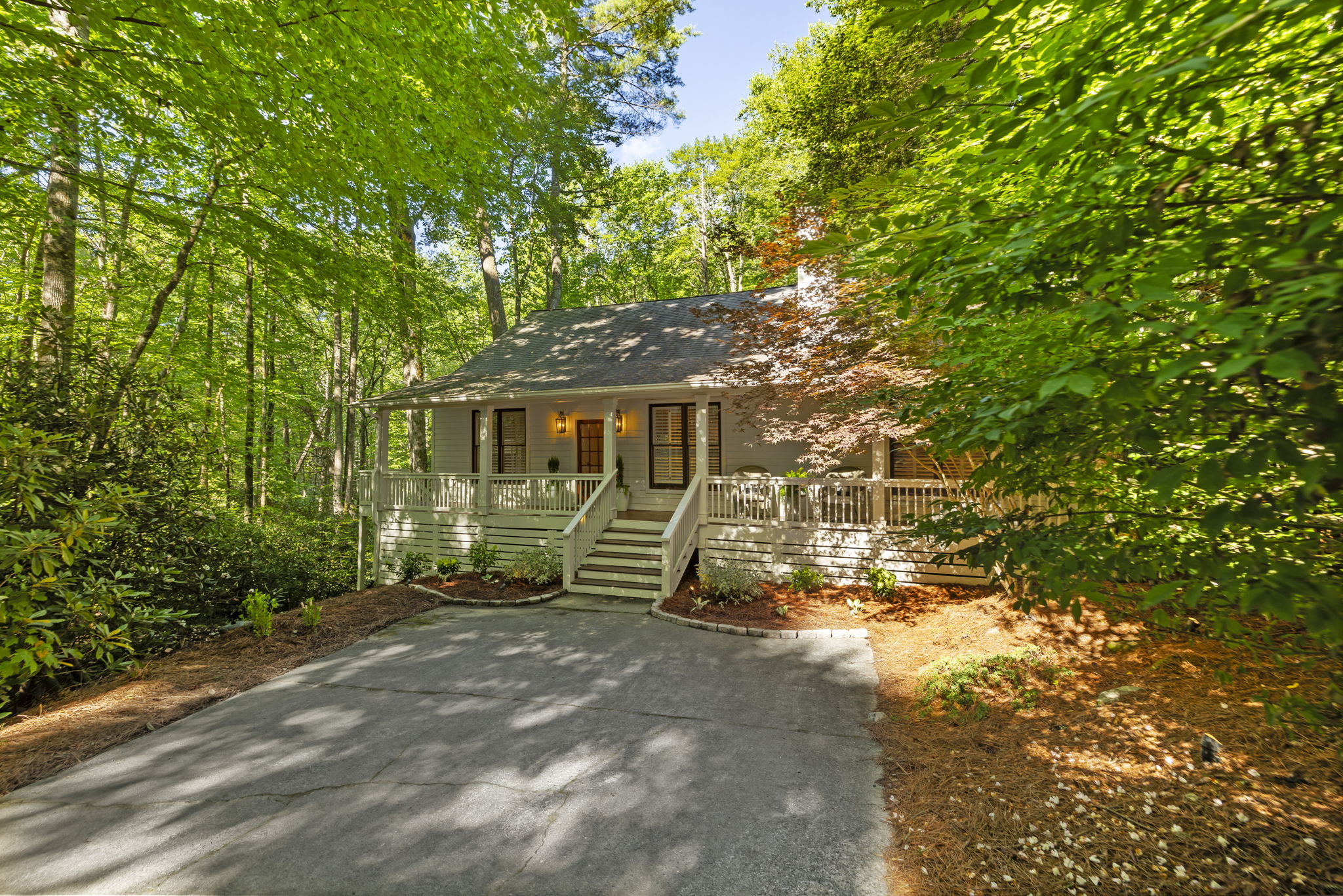 110 Sourwood Court