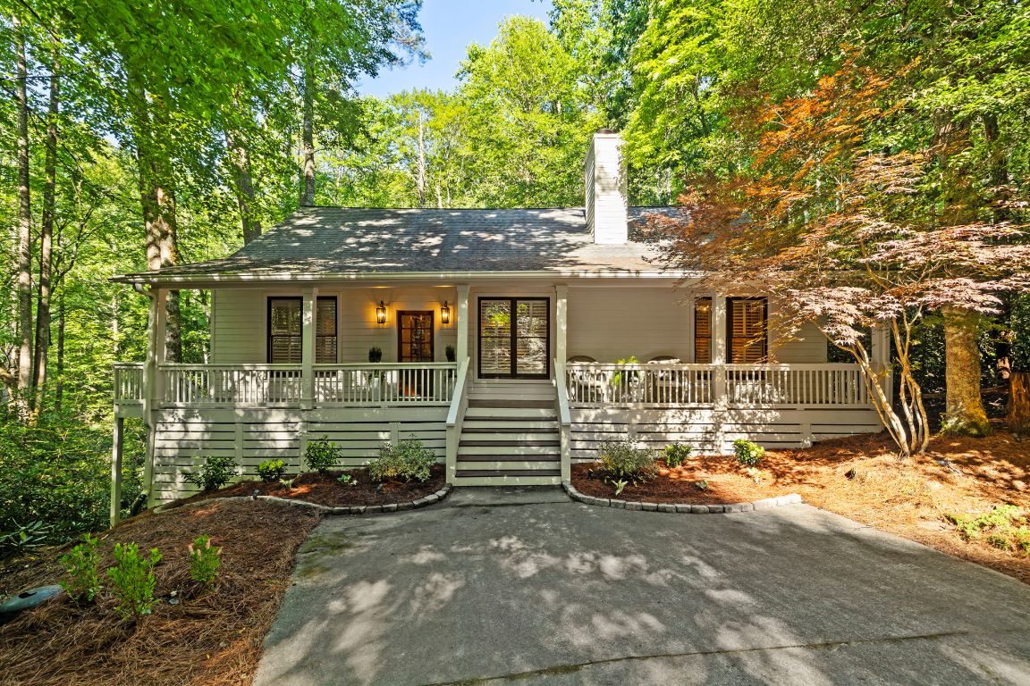 110 Sourwood Court