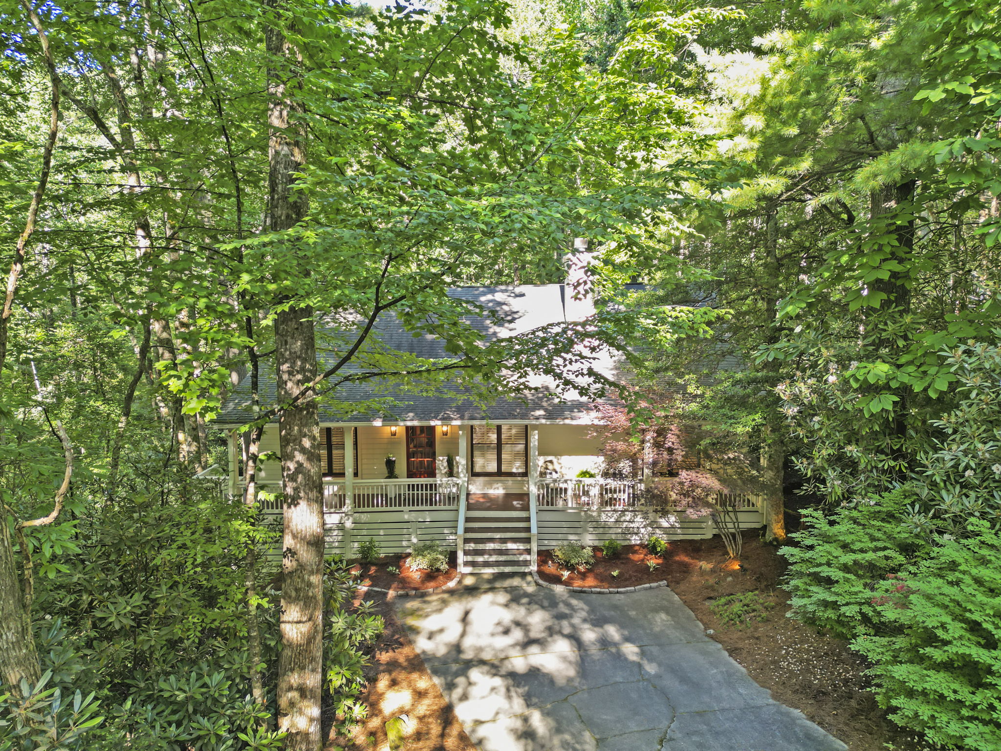 110 Sourwood Court